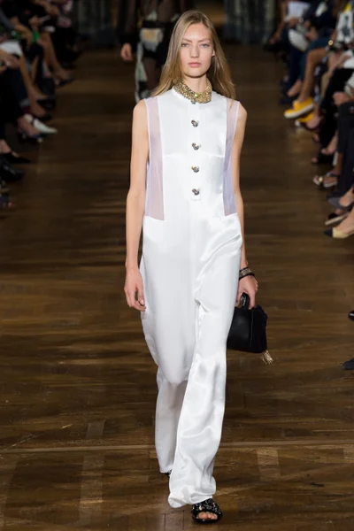 Look 37
